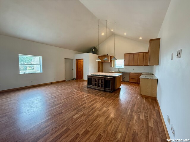 Image 55 of 98 For 385 Silver Wings