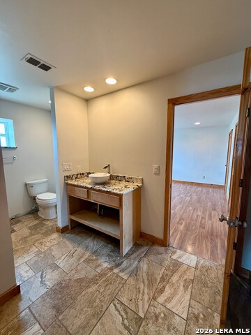 Image 60 of 98 For 385 Silver Wings