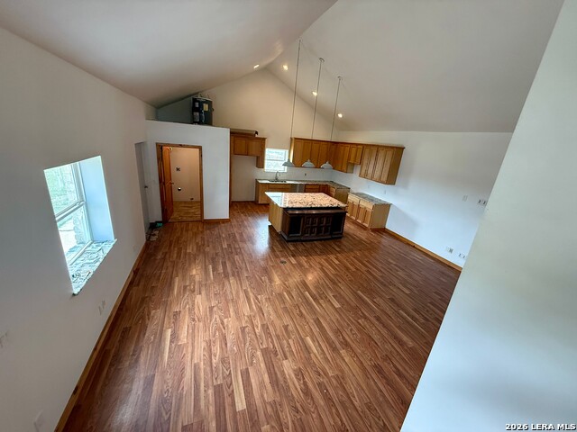 Image 65 of 98 For 385 Silver Wings