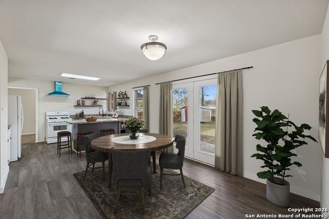 Listing photo id 14 for 4627 Allegheny Dr