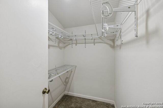 Listing photo id 28 for 4627 Allegheny Dr