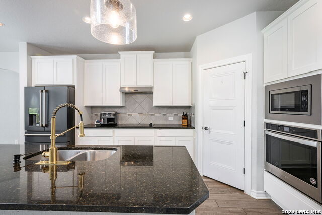 Image 10 of 41 For 15214 Comanche Wolf