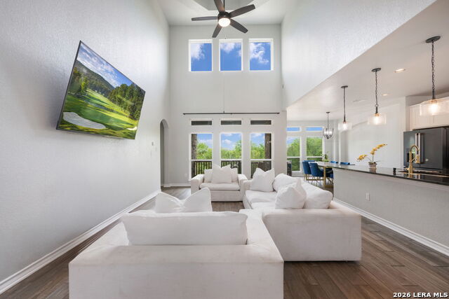 Image 7 of 41 For 15214 Comanche Wolf