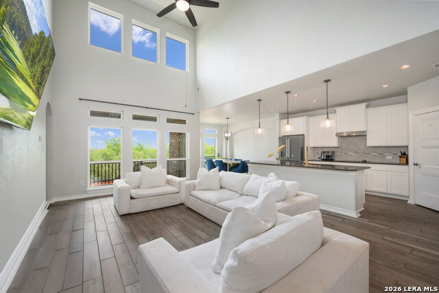 Image 8 of 41 For 15214 Comanche Wolf