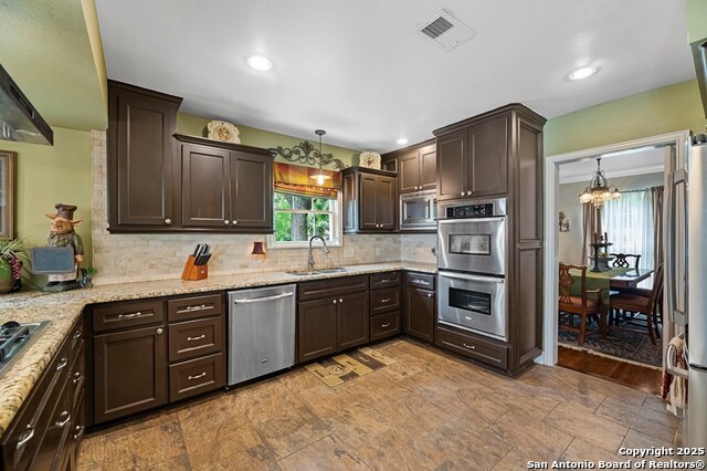 Image 13 of 75 For 1001 Adams St. N