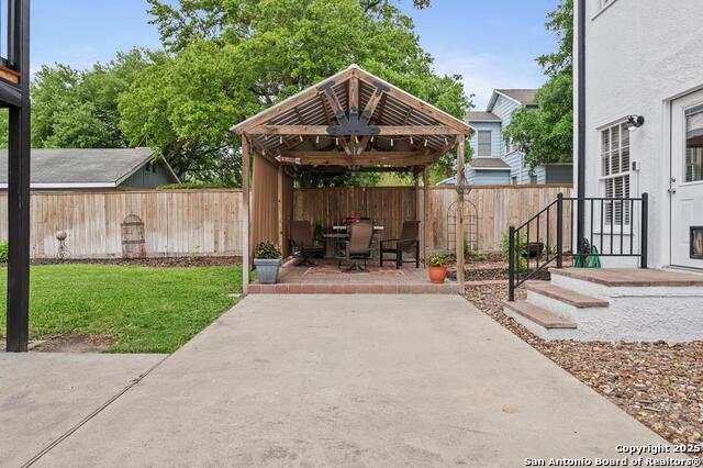 Image 72 of 75 For 1001 Adams St. N