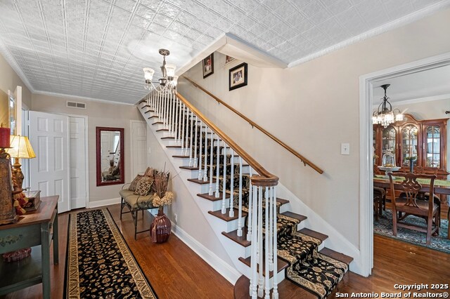 Image 9 of 75 For 1001 Adams St. N