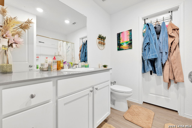 Image 17 of 23 For 5258 Monarch