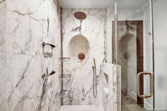 Image 18 of 37 For 3914 Creek Rock