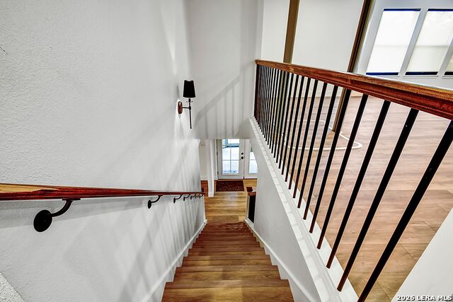 Image 22 of 37 For 3914 Creek Rock