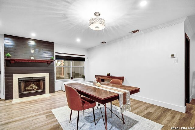 Image 9 of 37 For 3914 Creek Rock