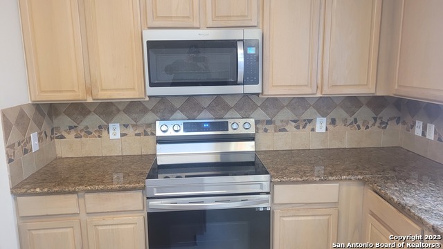 Image 3 of 25 For 721 Wooded Trail