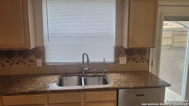 Image 4 of 25 For 721 Wooded Trail