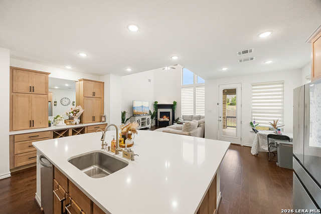 Image 16 of 43 For 1620 Buckner