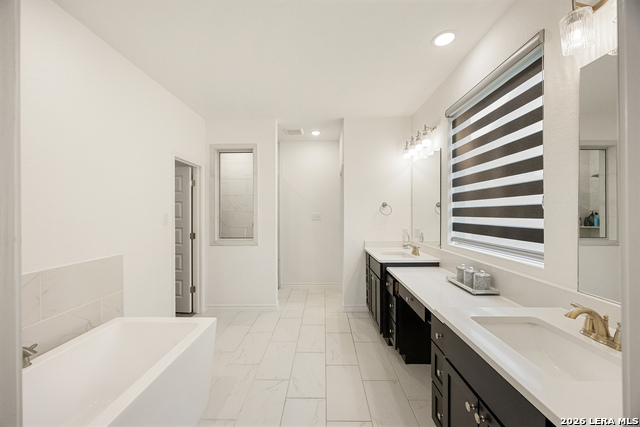 Image 23 of 43 For 1620 Buckner