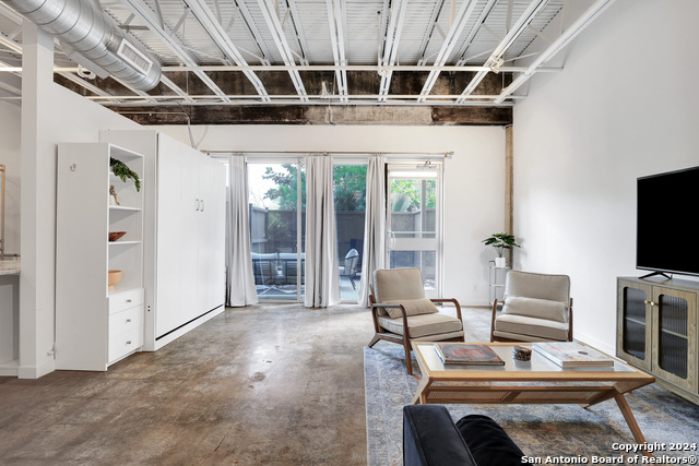 Image 10 of 23 For 1115 S. Alamo  3103