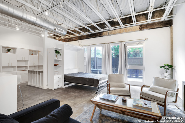 Image 16 of 23 For 1115 S. Alamo  3103