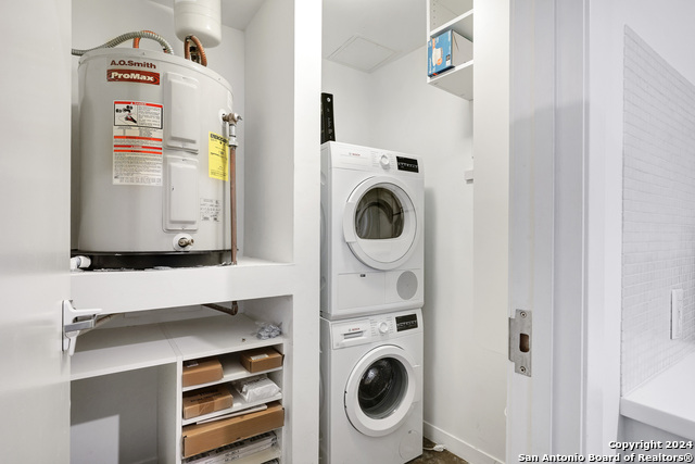 Image 17 of 23 For 1115 S. Alamo  3103