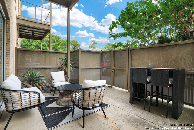 Image 22 of 23 For 1115 S. Alamo  3103