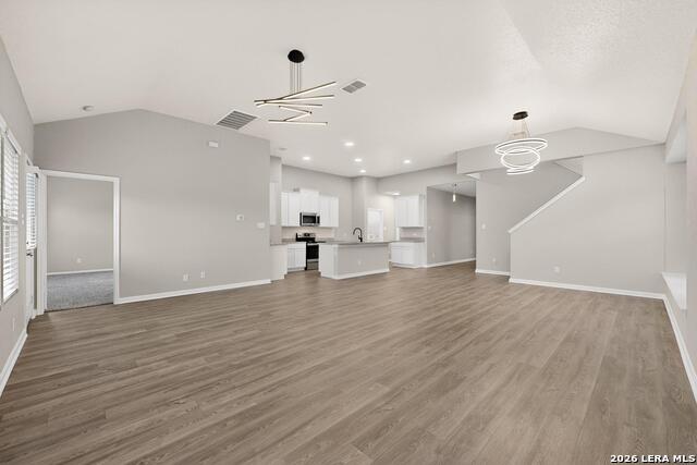 Image 6 of 37 For 1141 Amber Lake