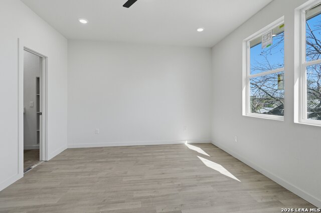 Image 13 of 31 For 458 Blue Bonnet