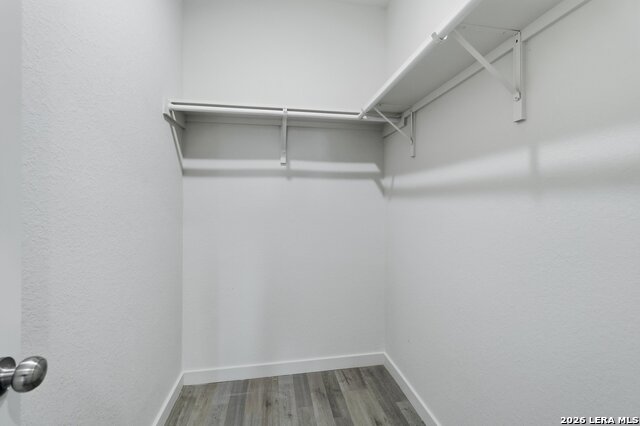 Image 19 of 31 For 458 Blue Bonnet