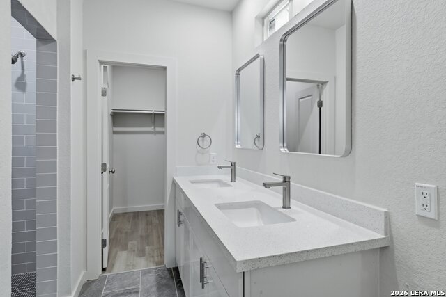 Image 21 of 31 For 458 Blue Bonnet