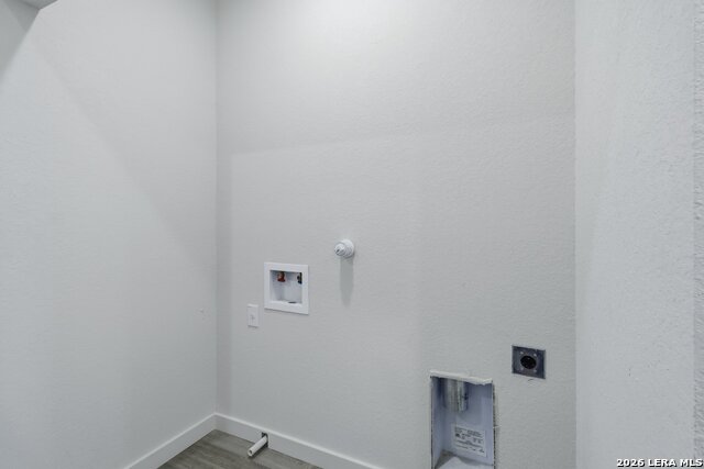 Image 24 of 31 For 458 Blue Bonnet