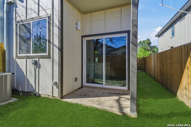 Image 26 of 31 For 458 Blue Bonnet