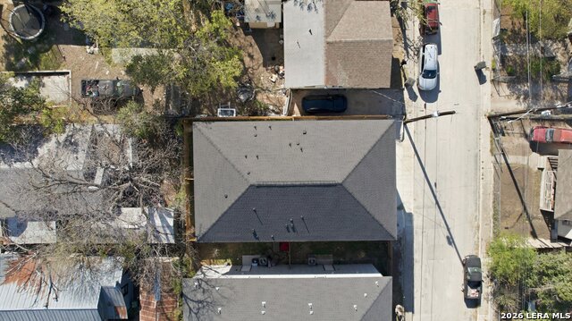 Image 27 of 31 For 458 Blue Bonnet