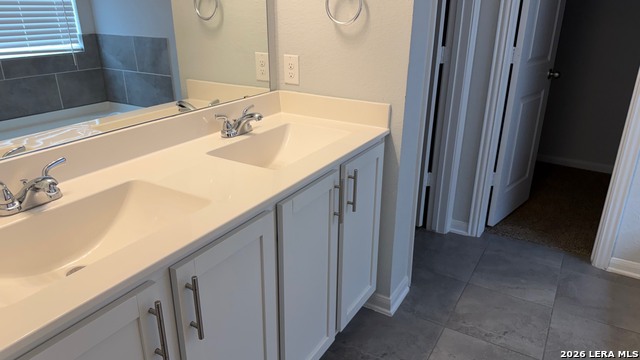 Image 8 of 19 For 9243 Grand Western