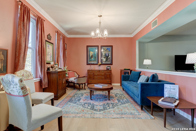 Image 3 of 28 For 918 Riverstone