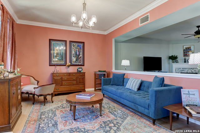 Image 4 of 28 For 918 Riverstone