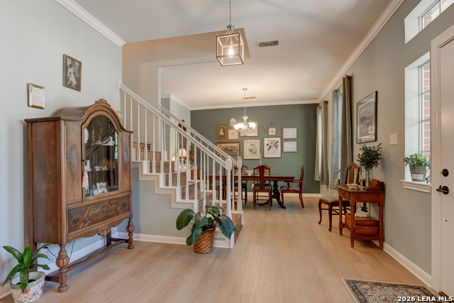 Image 6 of 28 For 918 Riverstone