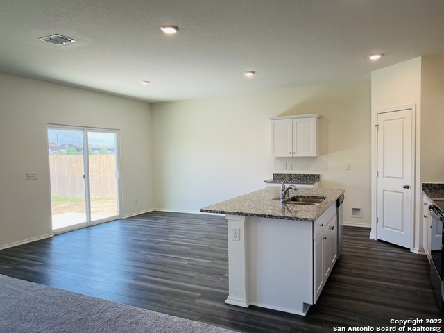 Image 6 of 31 For 8907 Colony Meadow