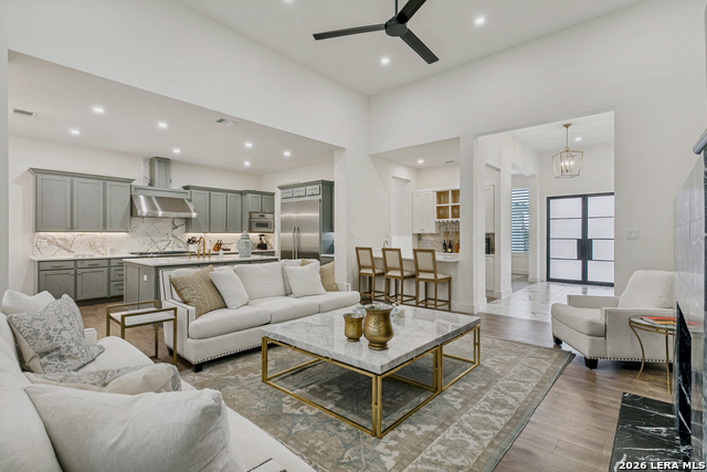 Image 10 of 37 For 1101 Garraty