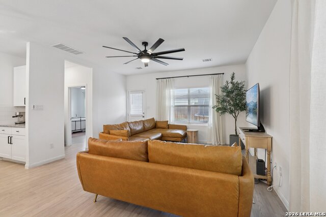 Image 11 of 43 For 9062 Austin  