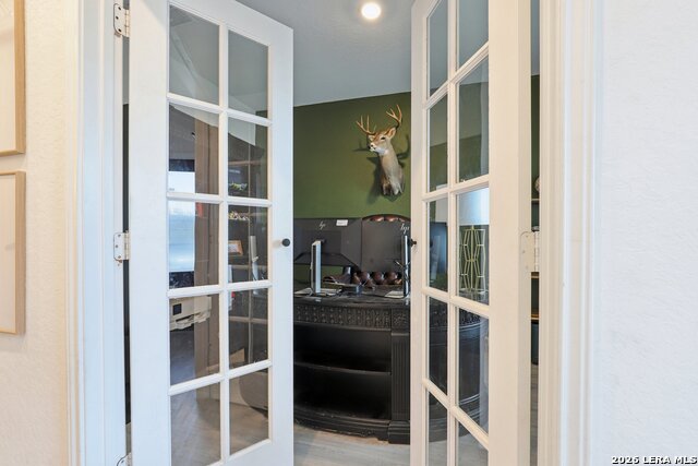 Image 15 of 43 For 9062 Austin  