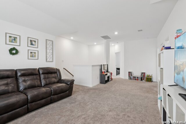 Image 22 of 43 For 9062 Austin  