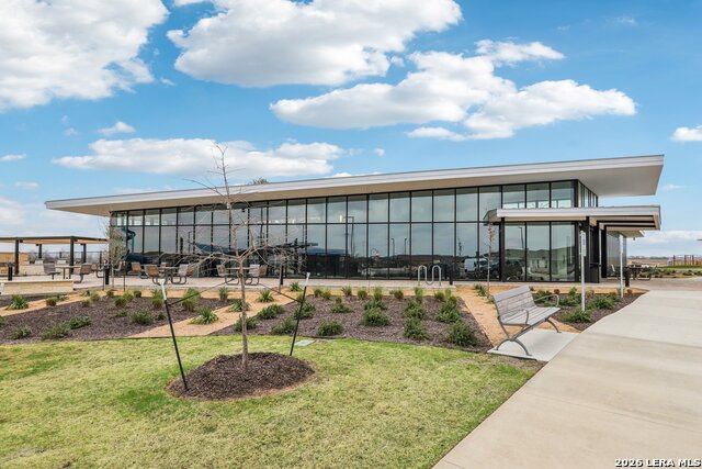 Image 41 of 43 For 9062 Austin  