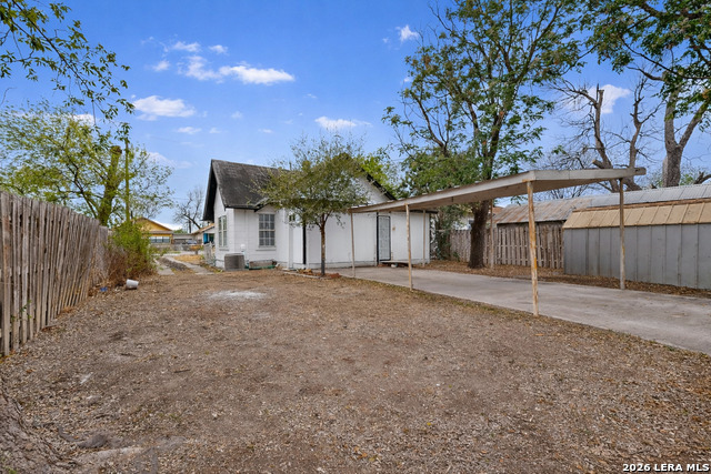 Image 35 of 36 For 3019 Houston W