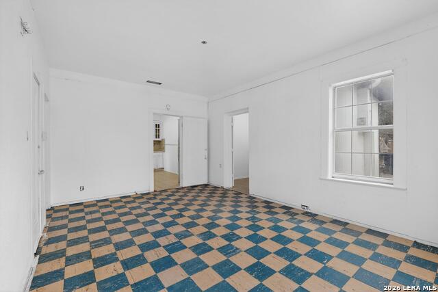 Image 9 of 36 For 3019 Houston W