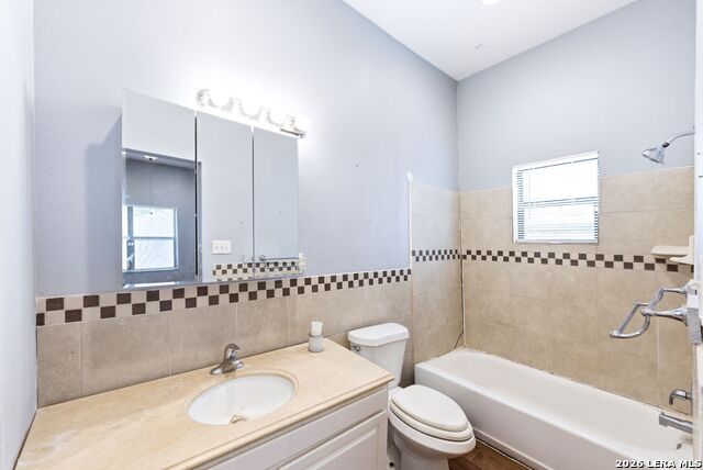 Image 13 of 32 For 1410 Santa Anna