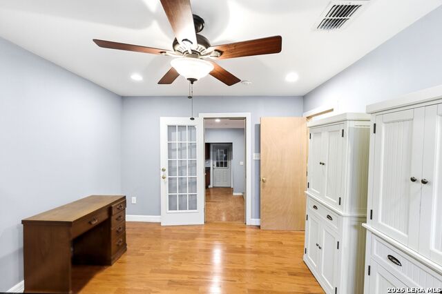 Image 23 of 32 For 1410 Santa Anna