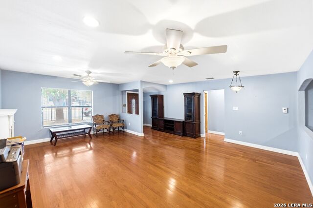 Image 5 of 32 For 1410 Santa Anna