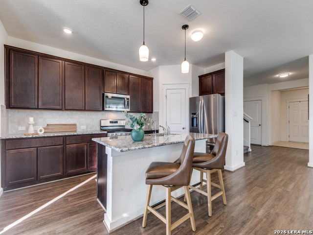 Image 14 of 30 For 8207 Chasemont