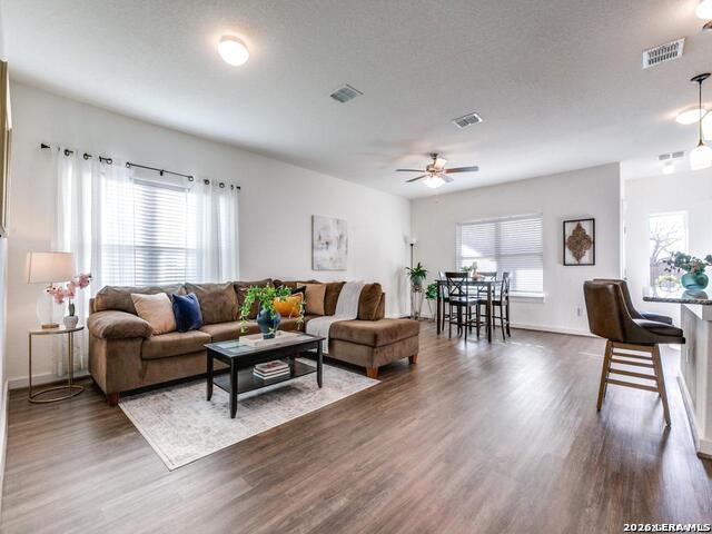 Image 5 of 30 For 8207 Chasemont