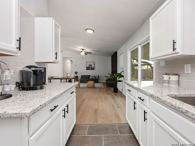 Image 10 of 27 For 612 Jamie Sue