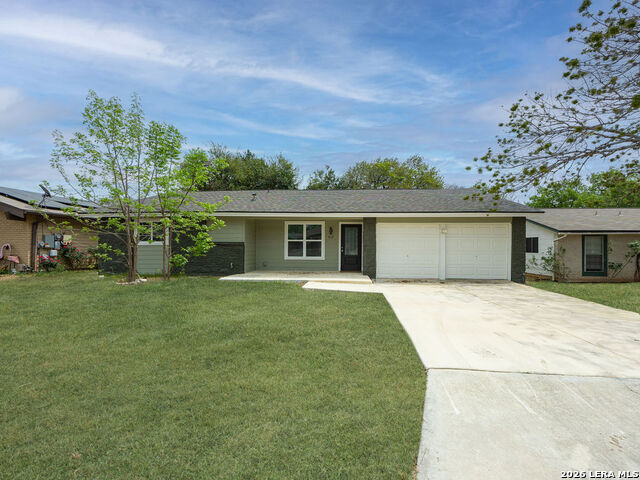 Image 2 of 27 For 612 Jamie Sue