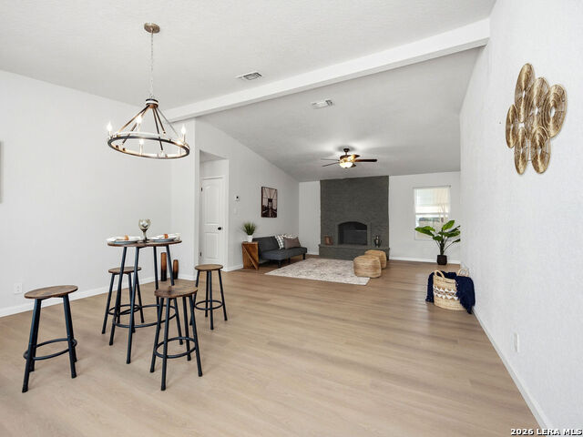 Image 5 of 27 For 612 Jamie Sue